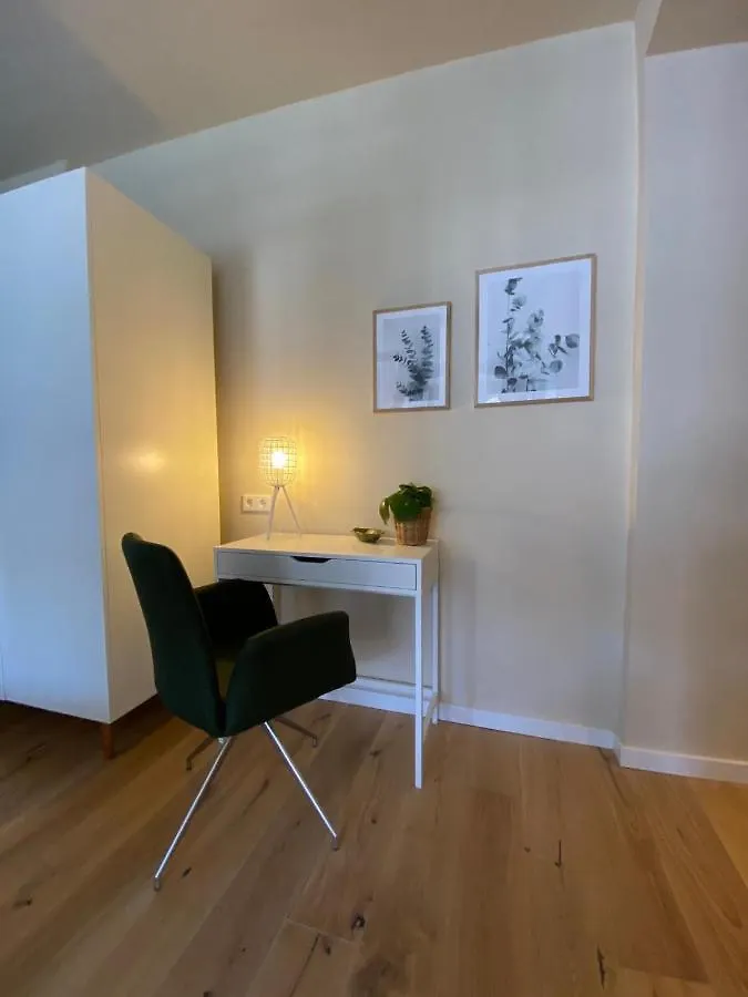 Appartement Himmelbett-Studio Ueber Duesseldorf, Neu Allemagne