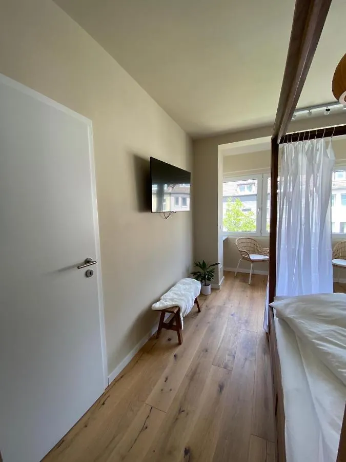 Himmelbett-Studio Ueber Duesseldorf, Neu Appartement Düsseldorf